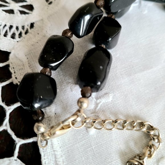 Dark green stones handmade necklace/choker - Picture 3 of 6